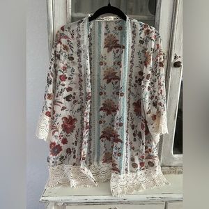 Madon & Belle Laria Crochet Trim Kimono